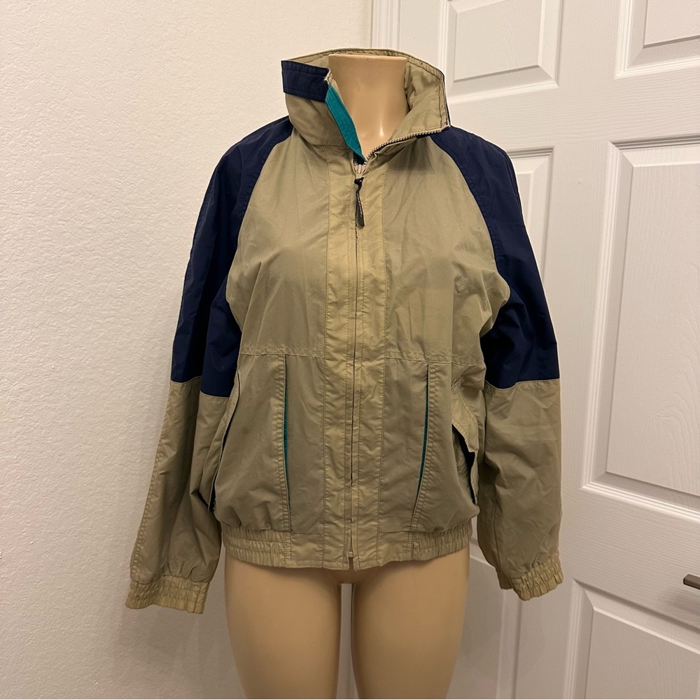 McGregor Anti-Breeze Jacket in Beige and Navy